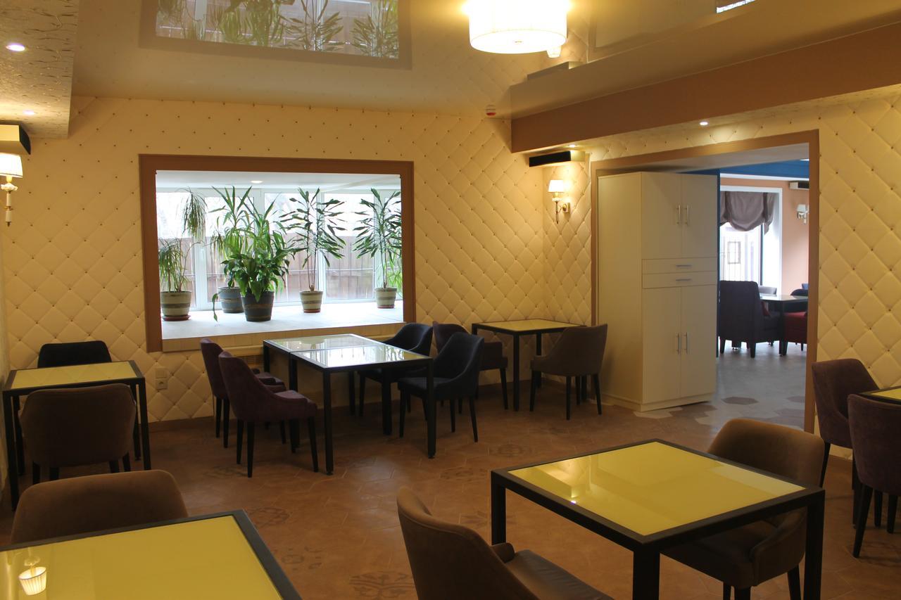 בוריספיל Non-Stop Economy Hotel מראה חיצוני תמונה