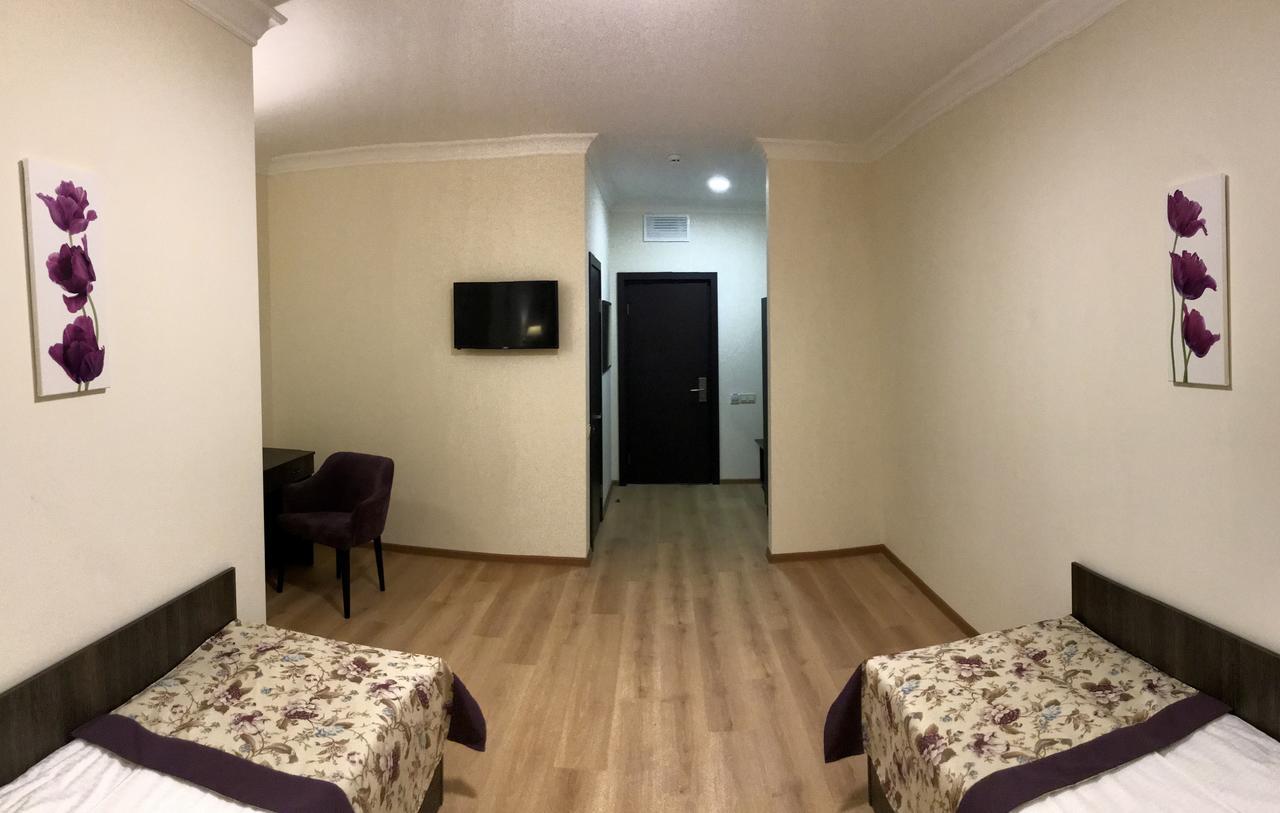 בוריספיל Non-Stop Economy Hotel מראה חיצוני תמונה