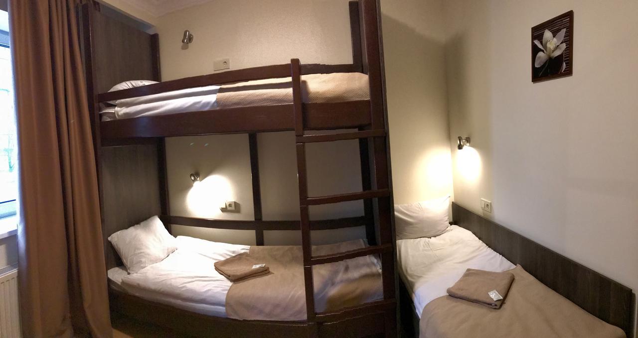 בוריספיל Non-Stop Economy Hotel מראה חיצוני תמונה