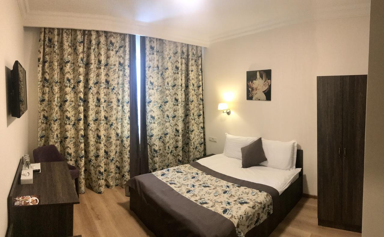 בוריספיל Non-Stop Economy Hotel מראה חיצוני תמונה