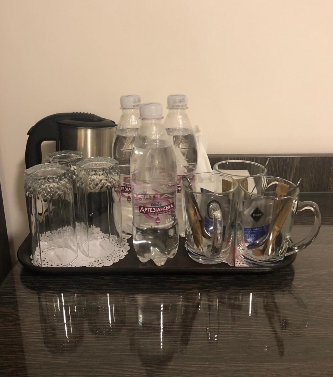 בוריספיל Non-Stop Economy Hotel מראה חיצוני תמונה