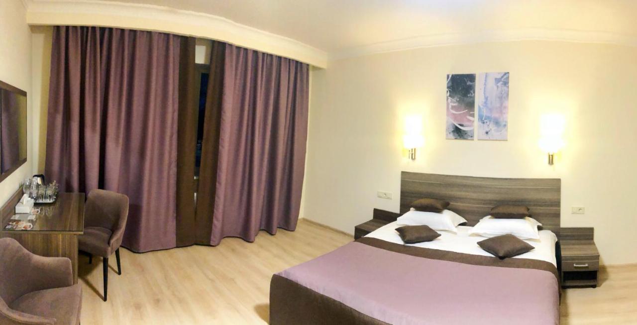 בוריספיל Non-Stop Economy Hotel מראה חיצוני תמונה