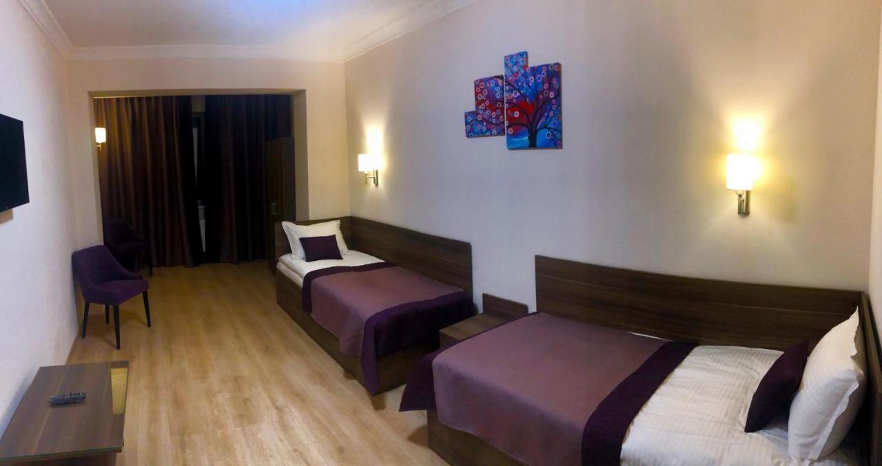 בוריספיל Non-Stop Economy Hotel מראה חיצוני תמונה